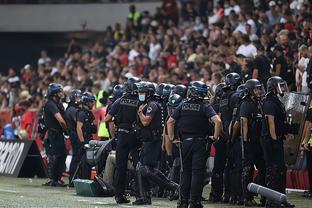 德科：梅西与迈阿密国际有合同，他的回归从未列入议事日程（德科：梅西仍与迈阿密国际在合同期内，回归不在计划中）