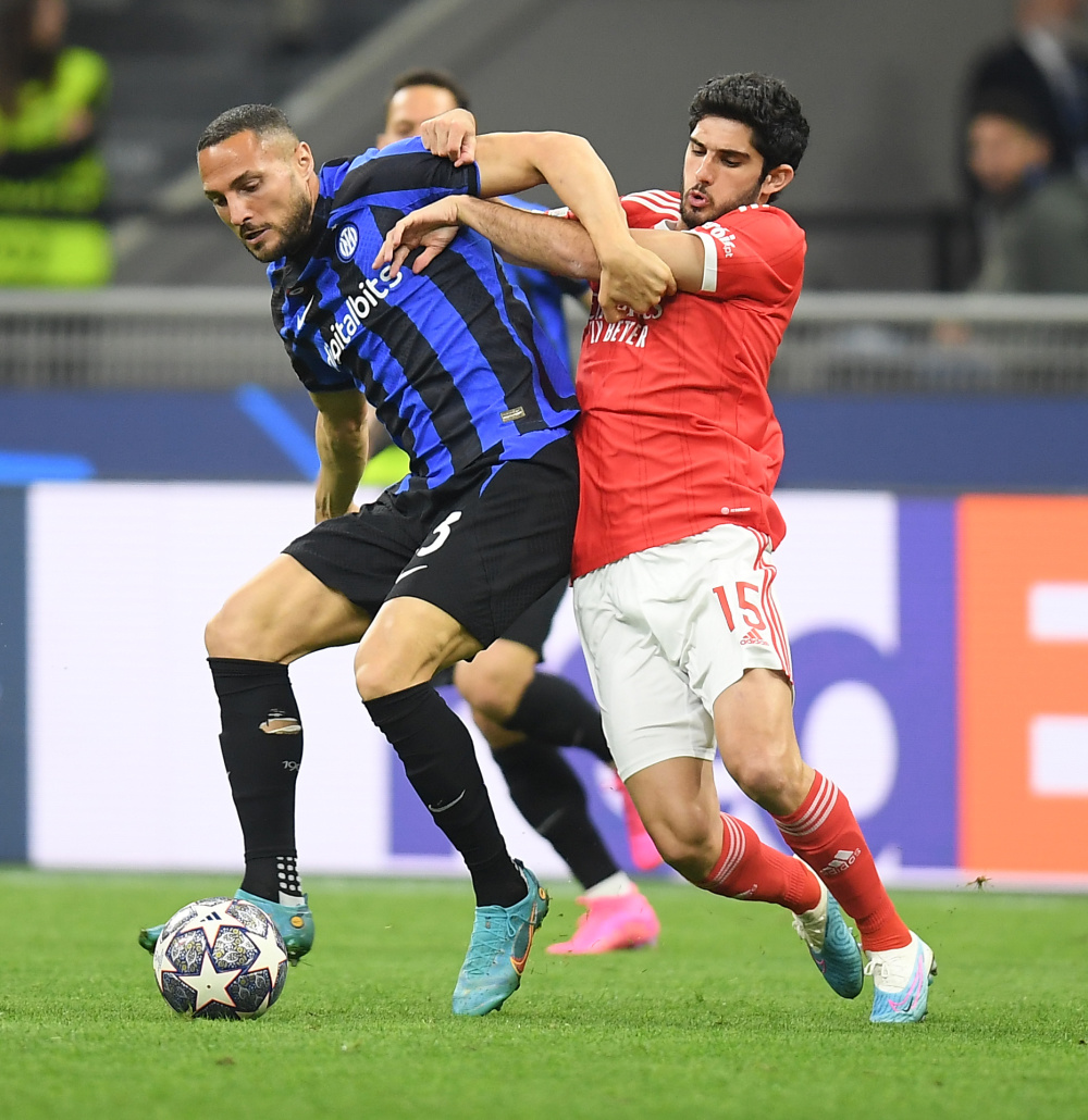 英媒：桑乔等4人将在曼联一线队回归后被下放至U21更衣室