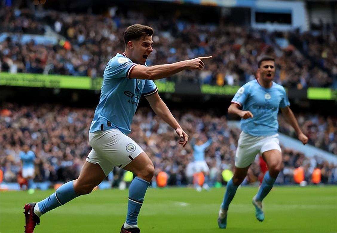 曼城联赛排名升至第二，距榜首阿森纳仅2分