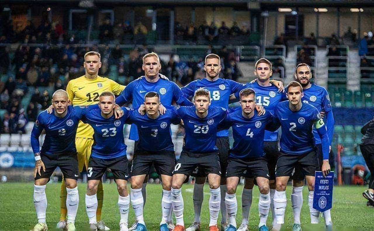 热刺vs小蜜蜂首发：库杜斯、里沙利松领衔！帕利尼亚替补