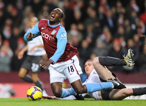 佩里西奇谈赢利物浦：球队表现很出色，首要目标是晋级淘汰赛