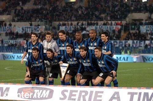 西甲榜首之争白热化